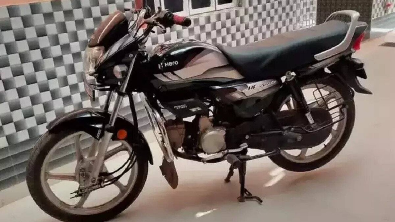 Hero HF Deluxe बाइक
