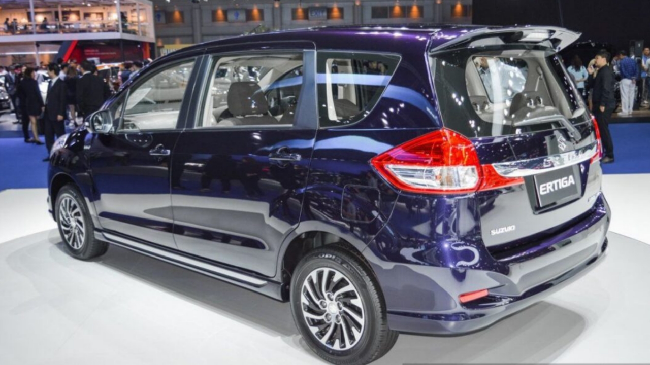 अपने रॉयल अंदाज़ से