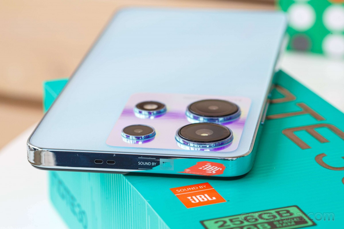 6000 mAh की बैट्री