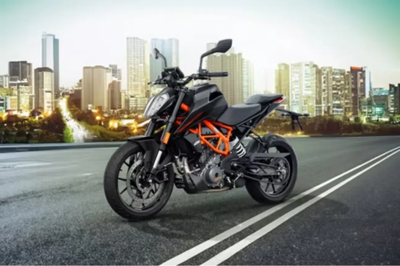 KTM 390 Duke: अपने