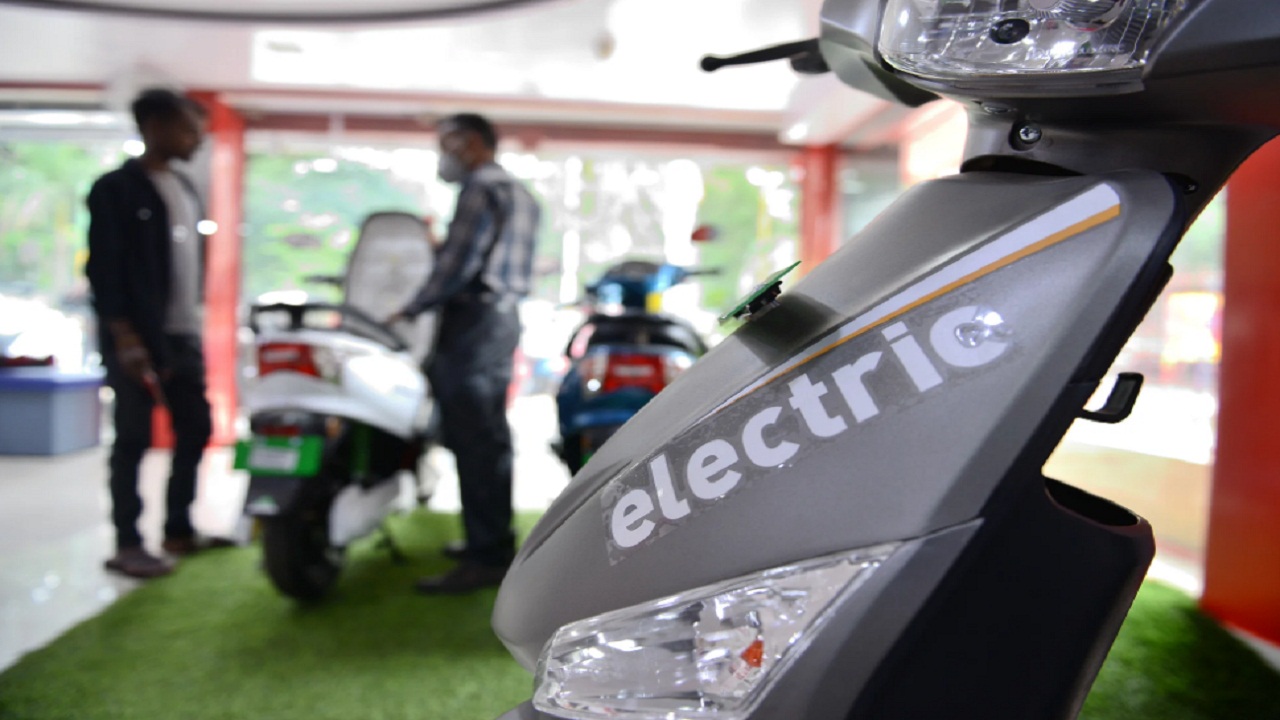 इलेक्ट्रिक स्कूटर बैटरी को