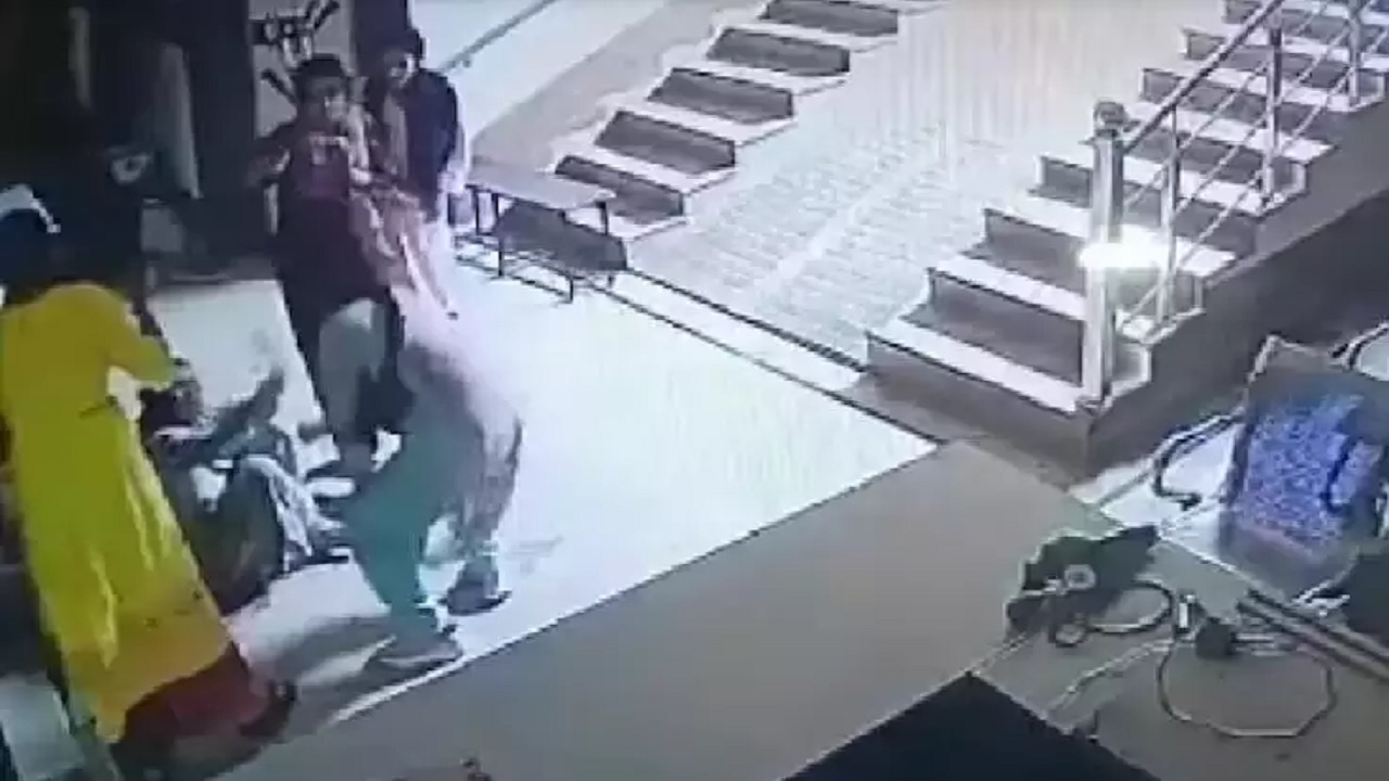 2 बीवी बनी आफत,