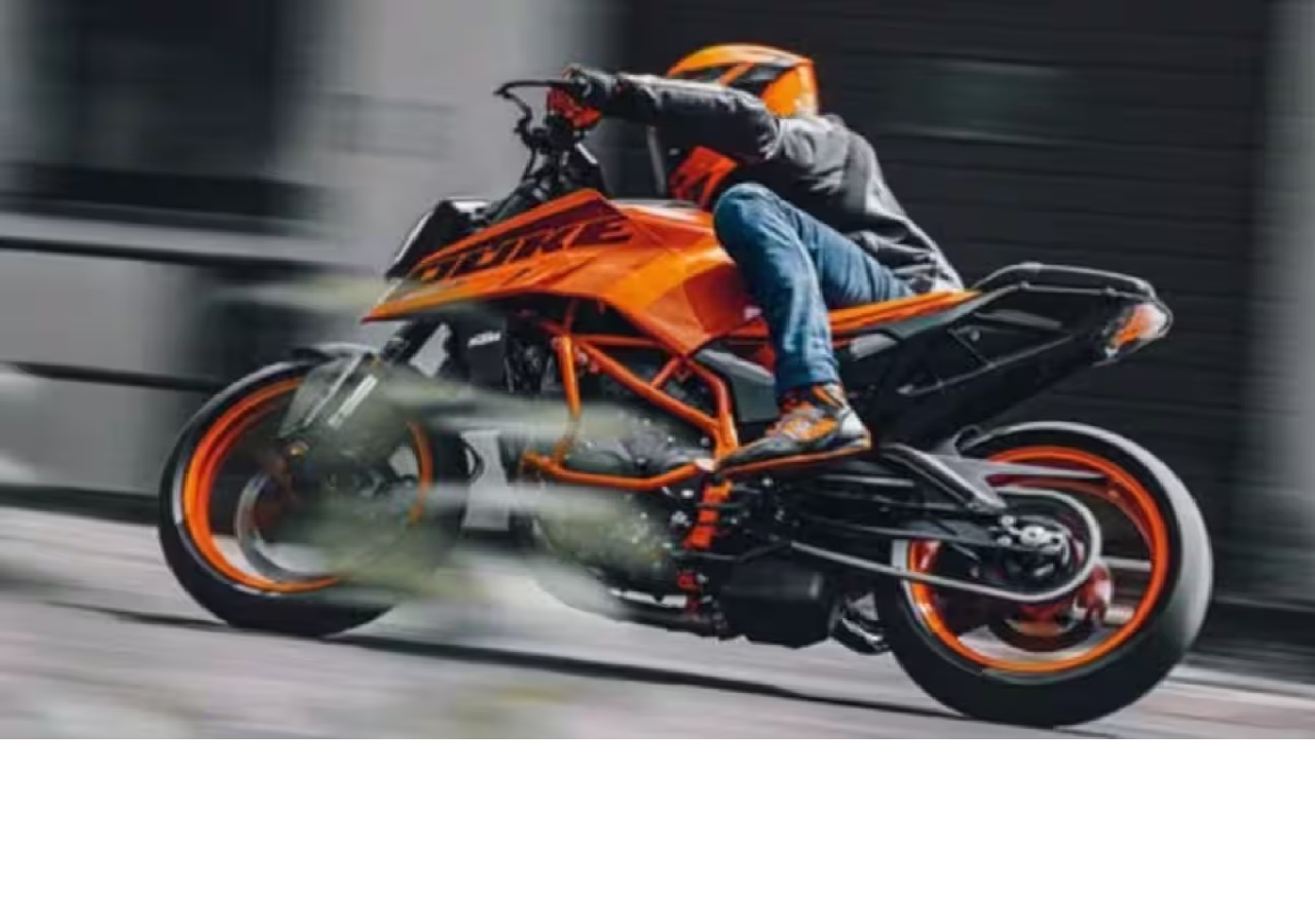 सिर्फ 4,499 रूपए देकर