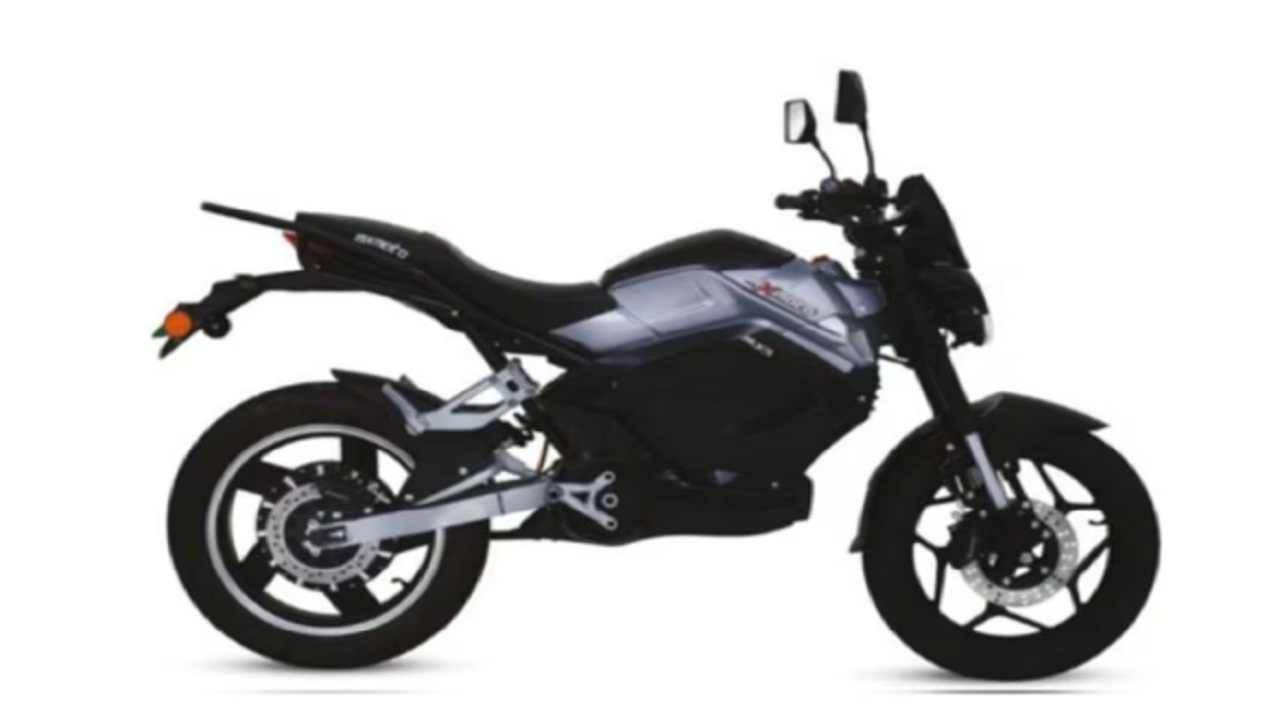 स्पोर्ट्स बाइक में आया