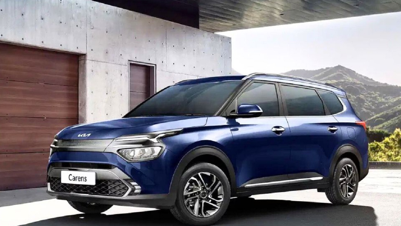 Ertiga को टक्कर दे