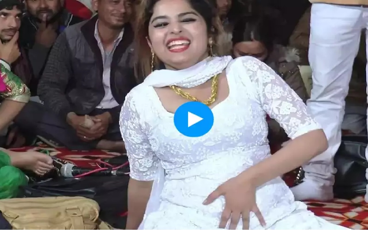 मुस्कान बेबी ने पीले