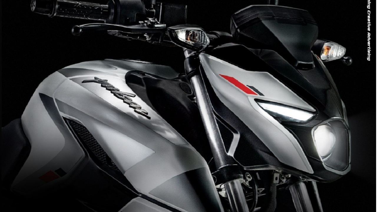 बजाज पल्सर N150 को