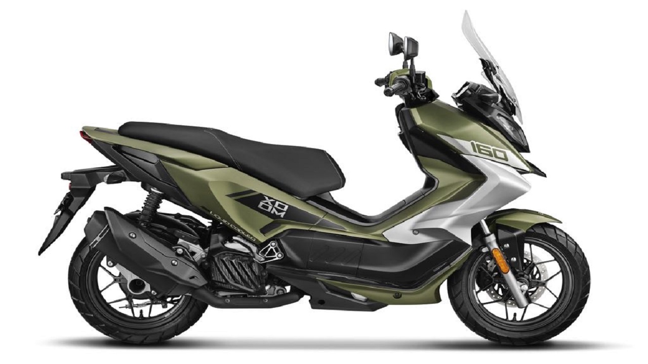 खोल लें तिजोरी, Hero