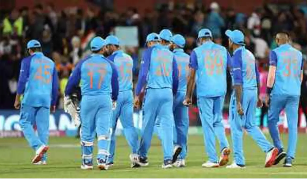 आंखों से आंसू नहीं