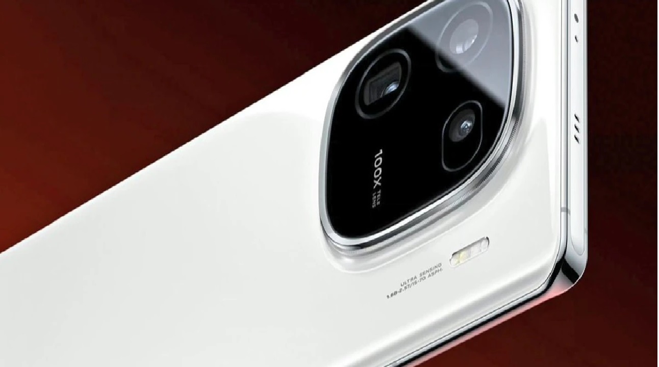 1 TB स्टोरेज वाला