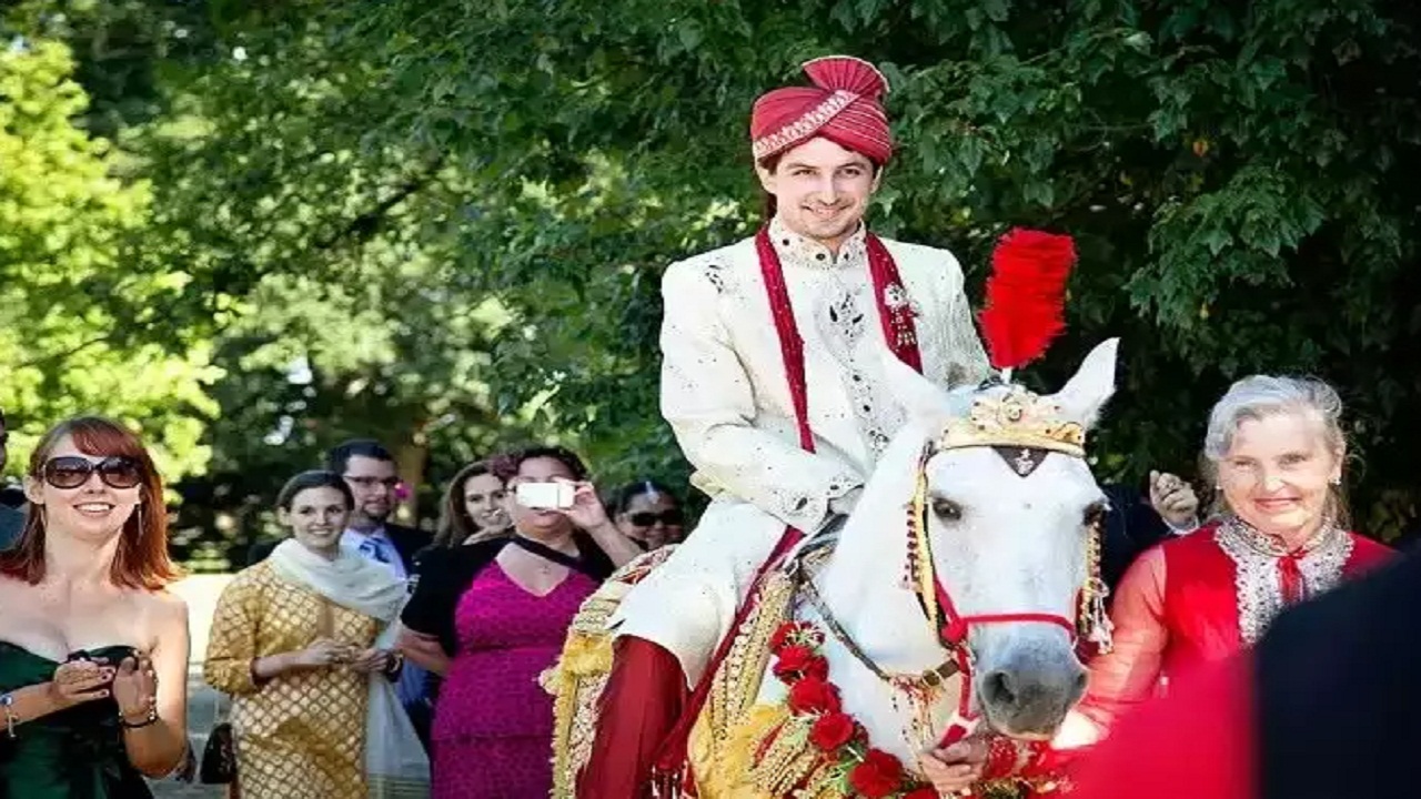 हमेशा घोड़ी पर ही