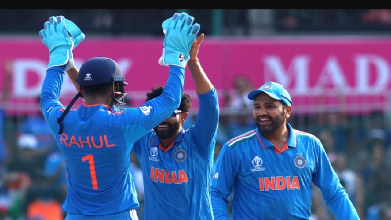 एक आवाज और रोहित