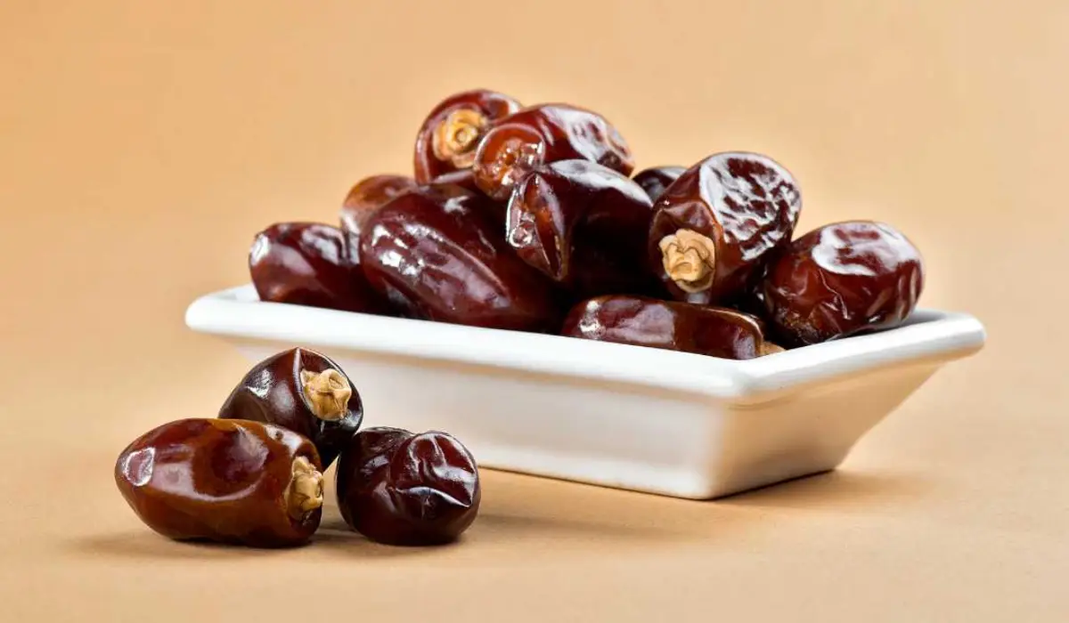 स्वाद से भरपूर खजूर