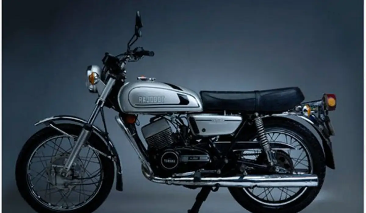 नए युग में New