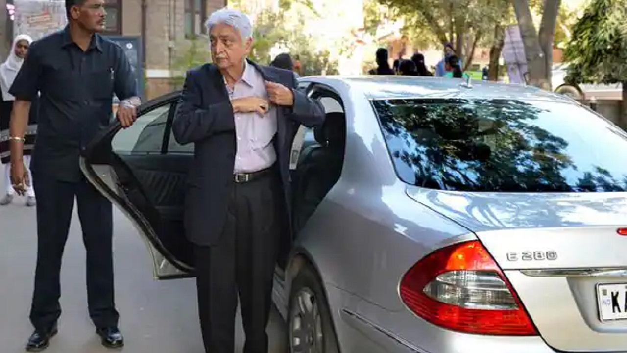 अजीम प्रेमजी: अरबों रुपये