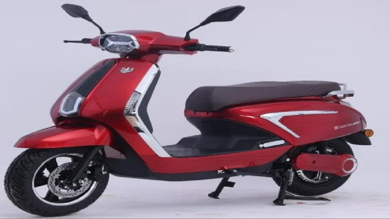 32 हज़ार में मिलने