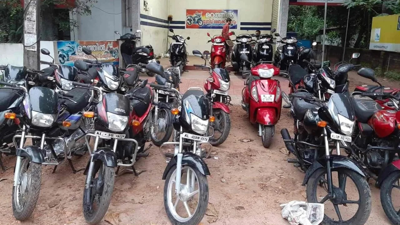 हीरो स्प्लेंडर को अपना