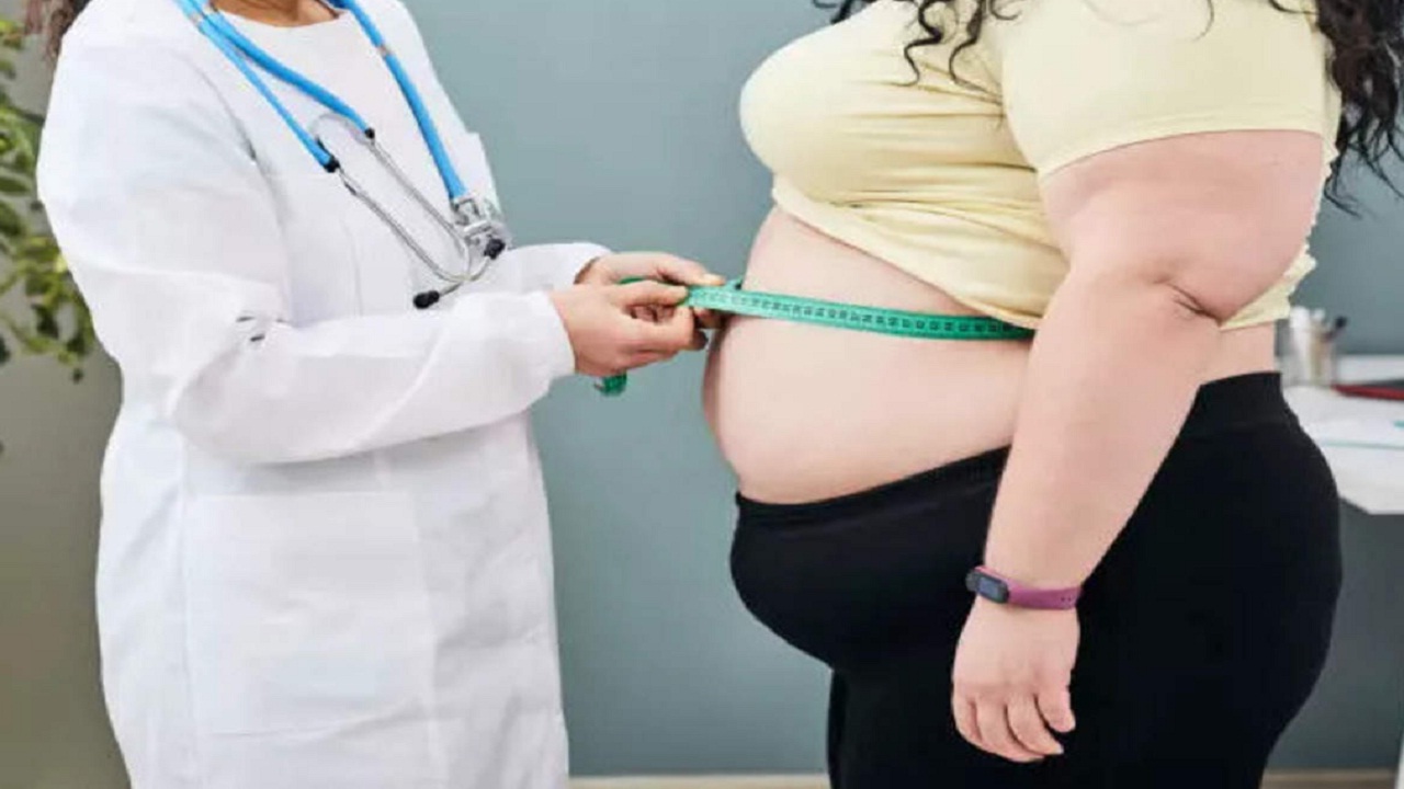 मोटापे से बेडौल हो