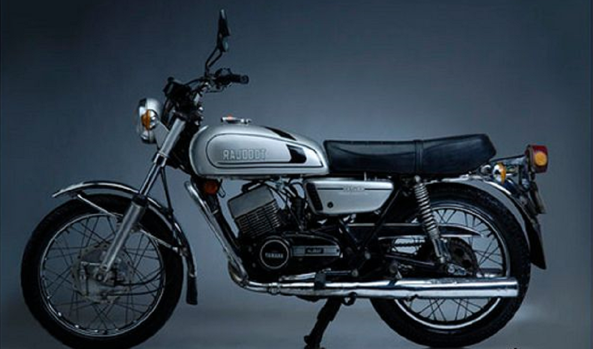 Royal Enfield को मात