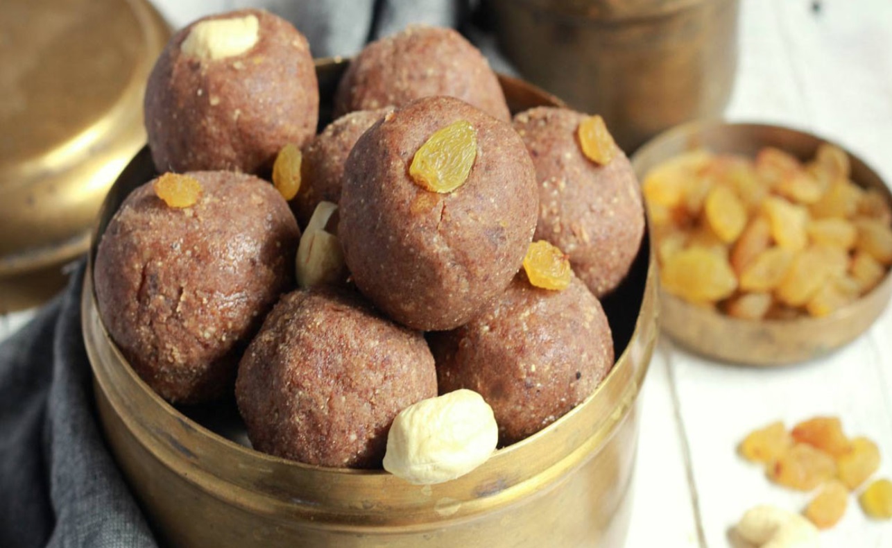 घर पर बनाएं रागी