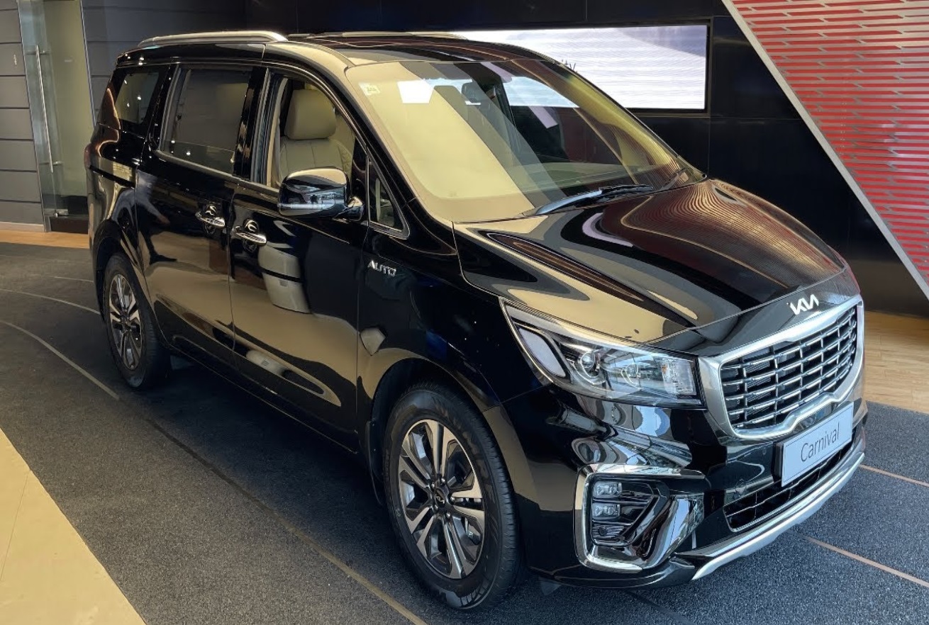 ये गाड़ी प्राइवेट जेट