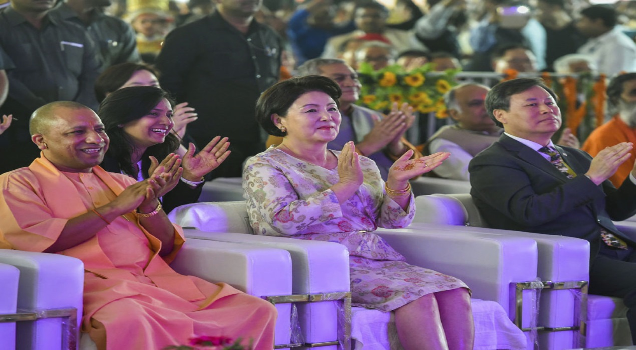 कोरिया वाले आने लगे