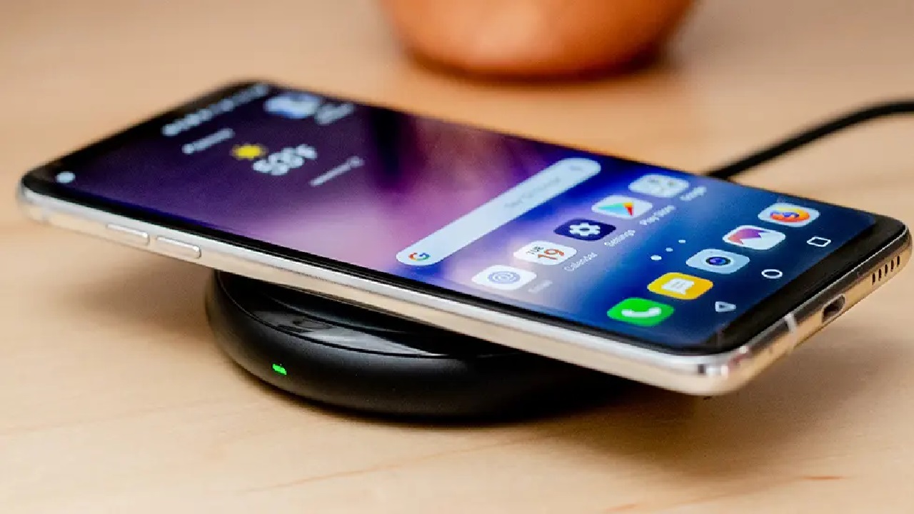 जानिए कब स्मार्टफोन को