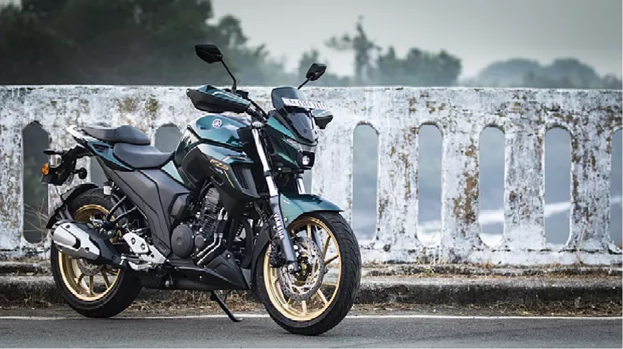 Yamaha FZ को अपना