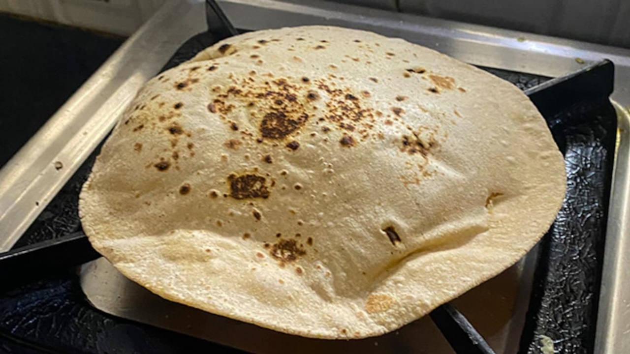 रोटी को इस तरह
