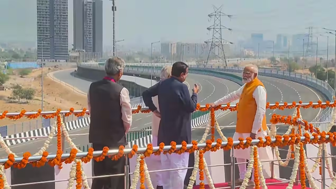 प्रधानमंत्री नरेंद्र मोदी ने