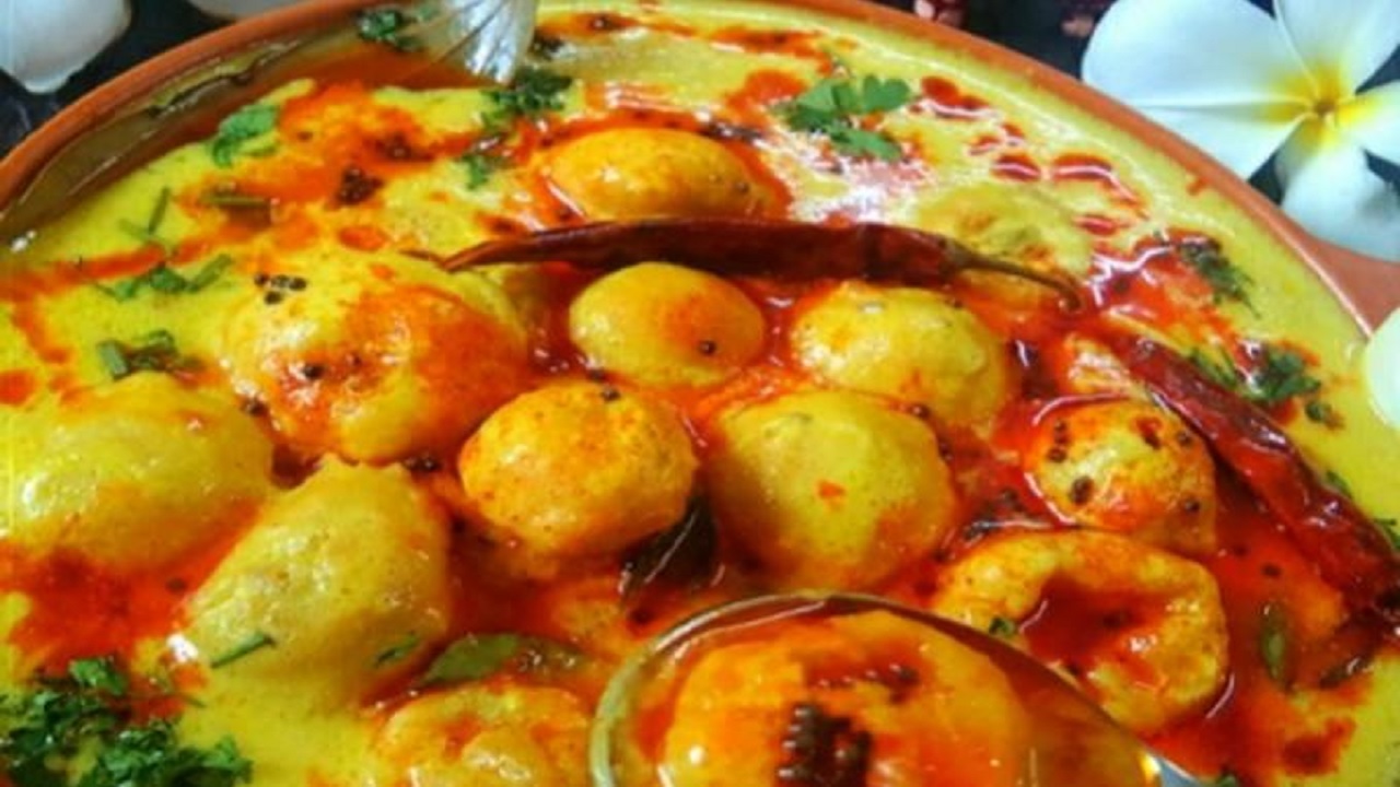 होली में बनाएं पकोड़े