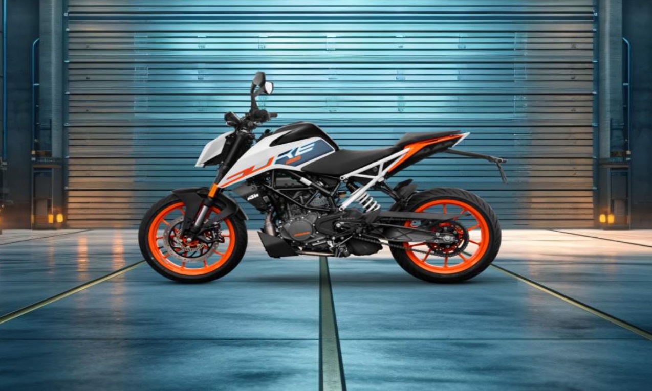 स्पोर्ट लुक व धांसू