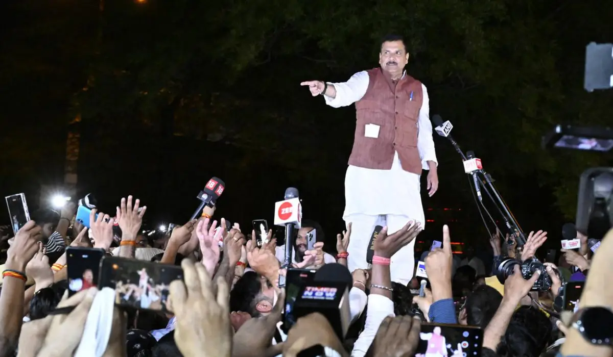 तिहाड़ जेल से बाहर