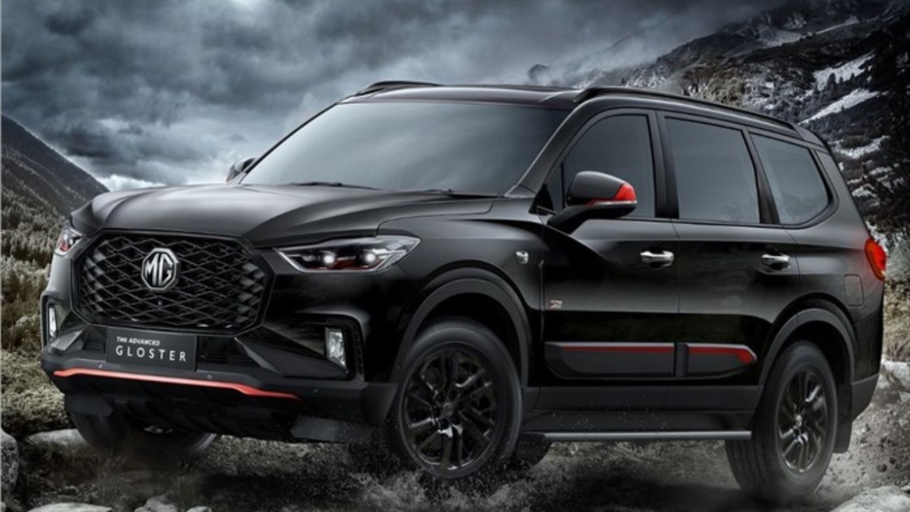 MG Hector Blackstorm के
